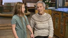 Yngste og eldste: Oda Sætrevik og Ingeborg Gaard skal begge synge på allehelgenskonserten i Egersund kirke søndag kveld. Foto: Beth Elin Byberg