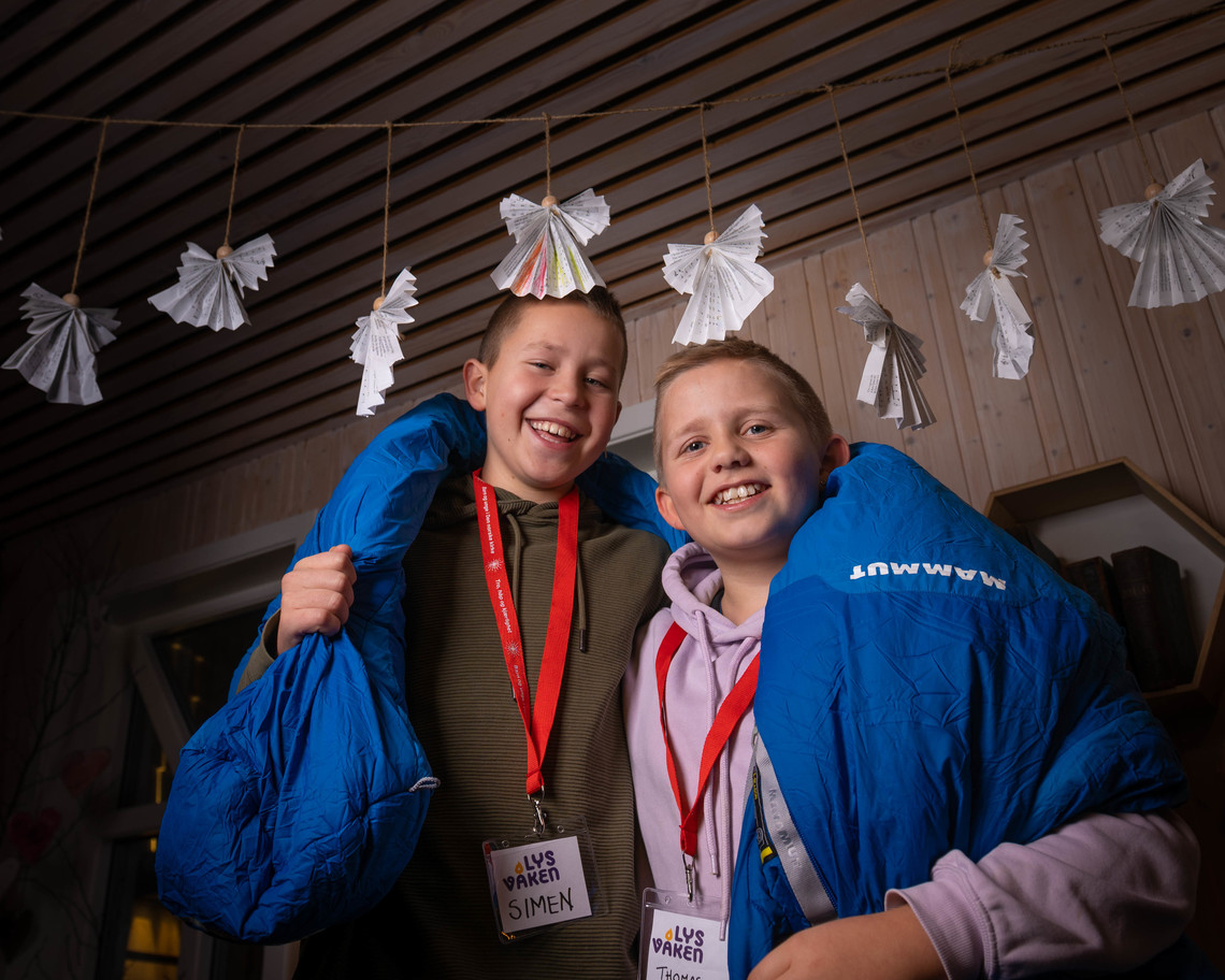 "Skal vi være lys våkne hele natta?"