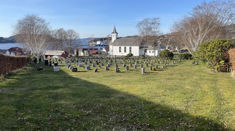 Sommarjobb på Fitjar kyrkjegard
