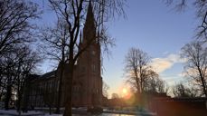 Soloppgang ved Domkirken (FOTO: Endre Fyllingsnes)