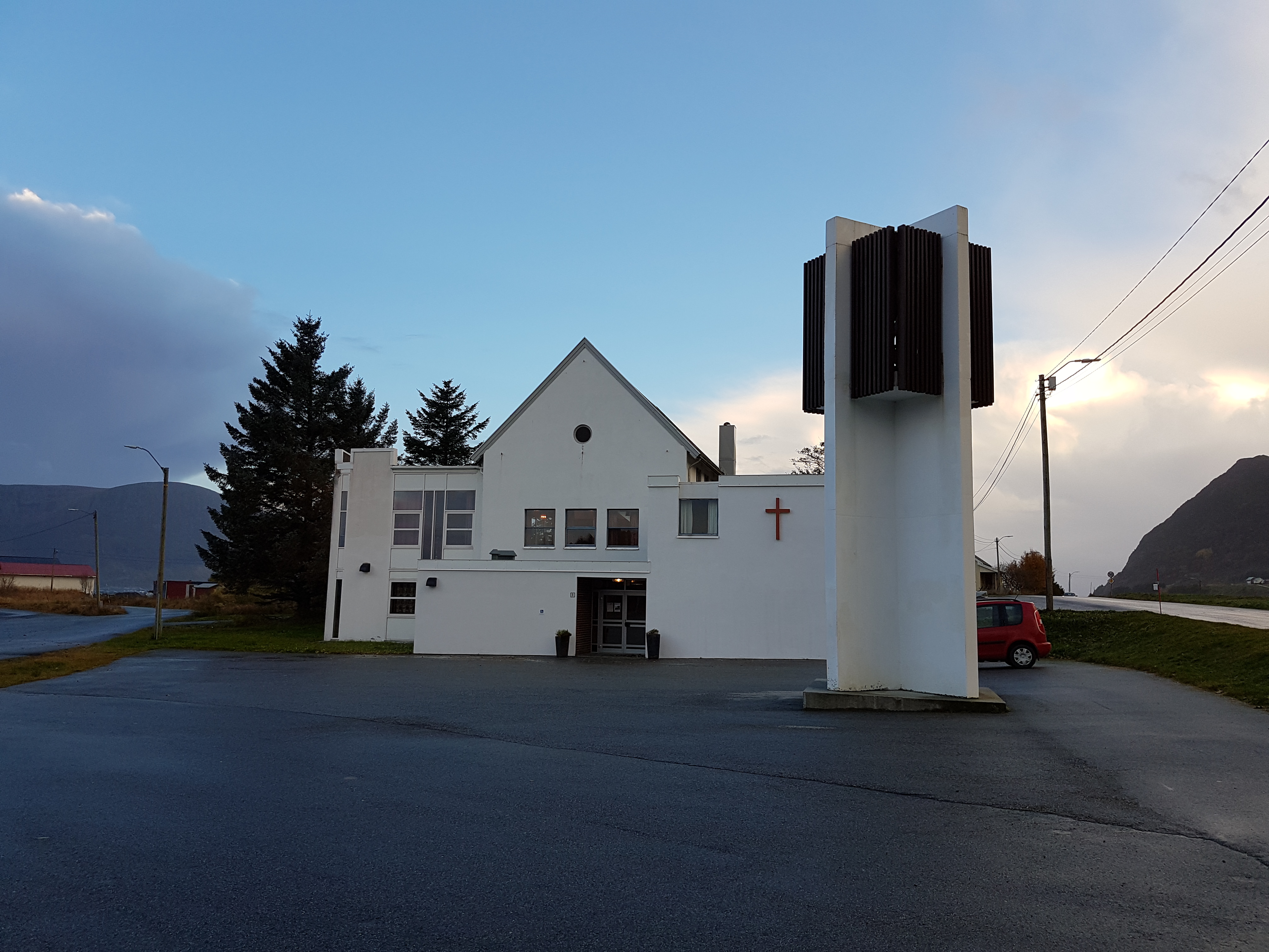 Godøy kapell og bedehus