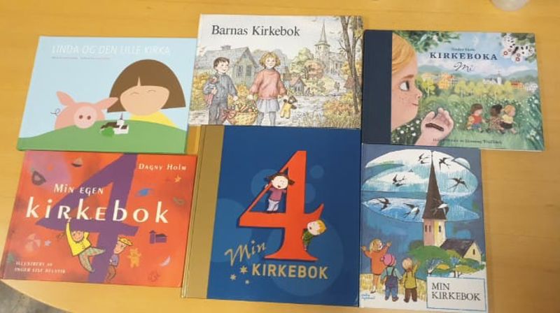 Knøttesanggudsteneste med 4-årsbok