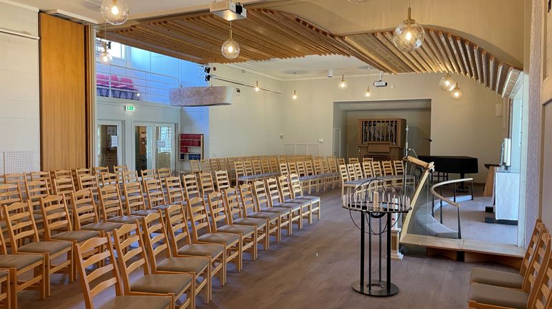 Nå er det flott i Engehaugen kirke!
