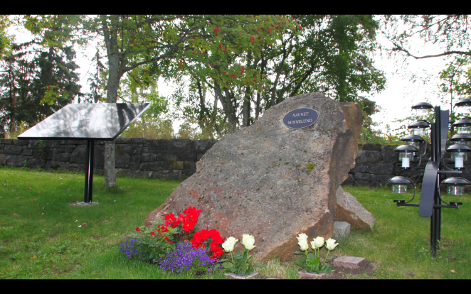 Navnet minnelund anlagt på Nes kirkegård (foto: Inger S. Haug)