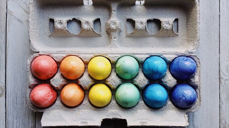 Egg er en naturlig del av påsken, både som mat og som pynt. (Foto: Pixabay)