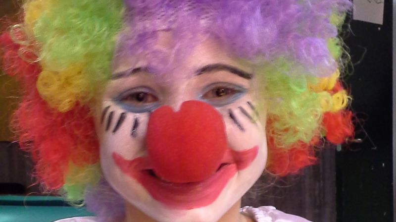 VI DELER UT KARNEVALSPOSER