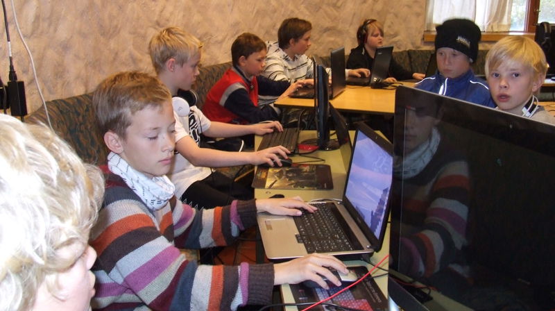 Fra Jota/Joti i Rossabø kirke for tre år siden. Foto: Asbjørn Aga