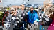 Arkitekt Riseng (i midten) hadde møte med blant andre kirkeverge Kjetil Nordstrøm, Kjell Einar Bergsager, sokneprest Tor Egil Eriksen og administrasjonsleder Anne Birgitte Ruus.