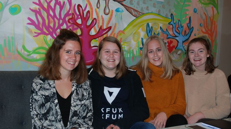 Dirigent Brynhild Brandtzæg, Nora Wichstad Eriksen, Sara Hessen og Elin Kristin Lid inviterer til åpen øvelse onsdag.