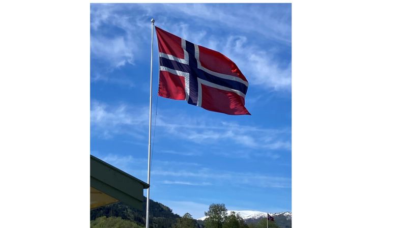Gudstjenester 17. mai