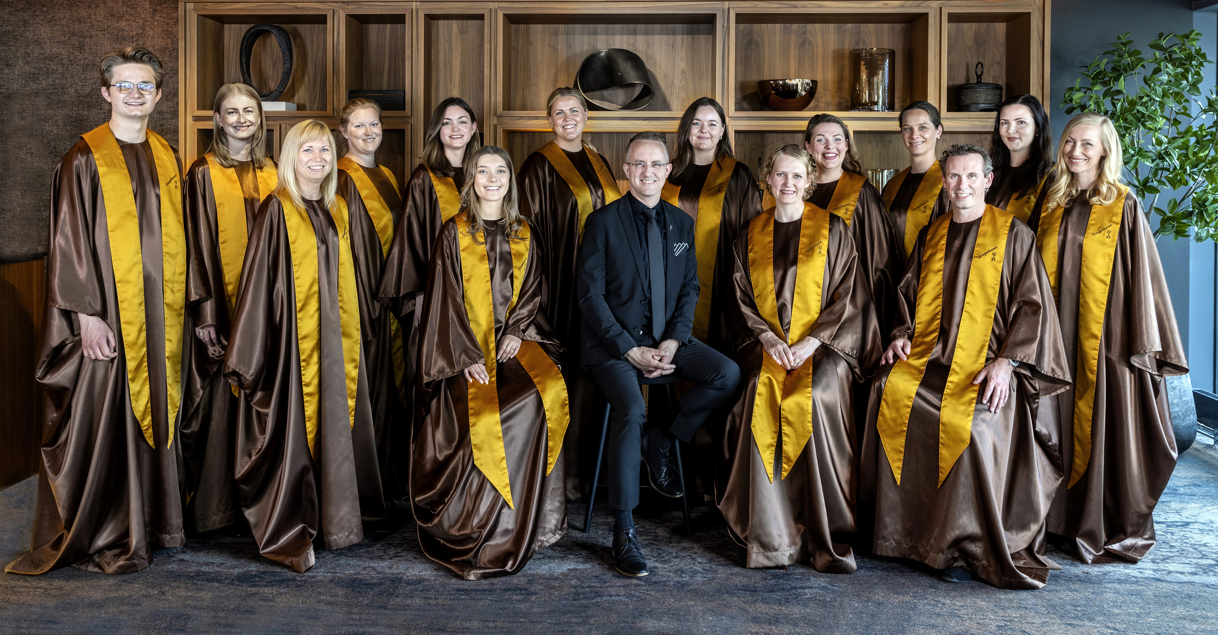 Konsert med Gospelkoret HIM og Øystein Lund Olafsen fredag 27.02. kl 20.00