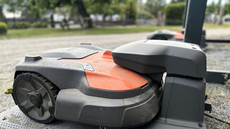 En av robotklipperne på Undersbo. Foto: Kristina Hvarnes Andersen