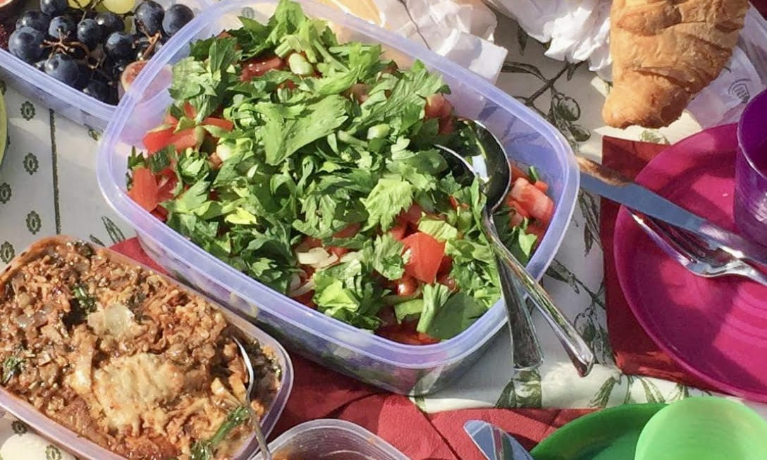 Møteplass med middag og språkkafé