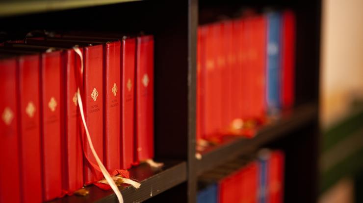 Salmeboken inneholder 899 salmer. Foto: Kirkerådet