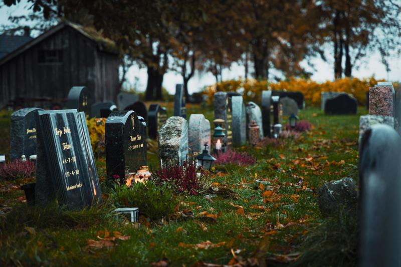 Allehelgensdag søndag 3. november i Tranby og Lierskogen