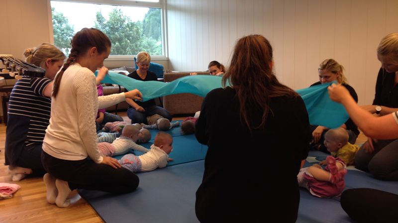 Semesterstart for småbarnstreff og babysong