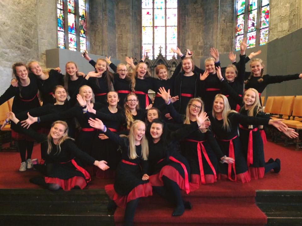 Supert av Octavia og Bergen Domkirkes Jentekor (Corda) i korkonkurranser i Grieghallen!