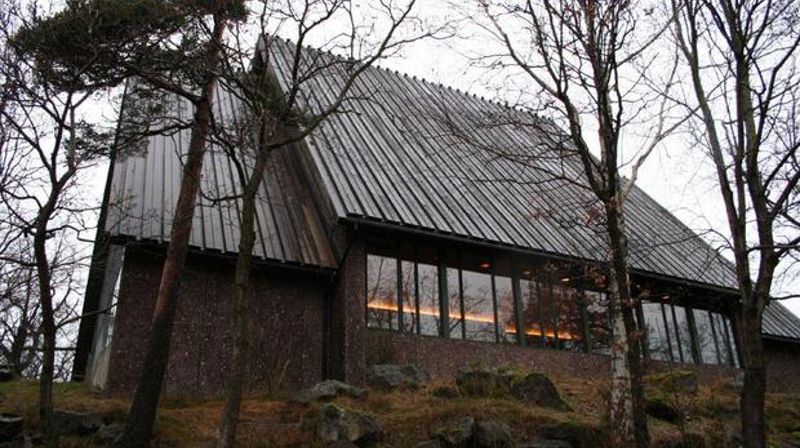Jeløy kirke