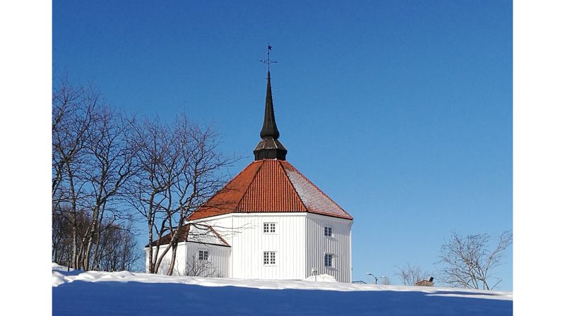 Bilde av Ankenes kirke utvendig