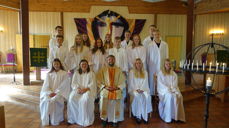 Foran f.v.: Silje Tronsrud, Mari Thon, Jostein Enger, Aurora Stenumgård, Sunniva Fjeld I midten f.v.: Marius Lyseng, Kaja Sofie Berg, Aline Øseth Lyseng, Martin Bergene Zomers, Leah Emilie Hannesdottir, Erlend Holden. Bak f.v.: Thomas Finstad Hestekind, Mari Loberg, Ida Cathrine Juvkam Brenden, Jørgen-Andreas Sveen, Even Rabben Foto: Hilde Thon