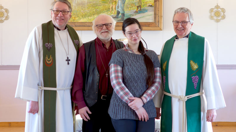 Fra venstre: Prost Dagfinn, leder i Agdenes menighetsråd Lars Birger, kantor Marija og sokneprest Birger.