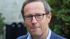 Kirkeverge Robert Wright er ikke fornøyd med byrådets budsjettforslag, men gleder seg over noen lyspunkter.