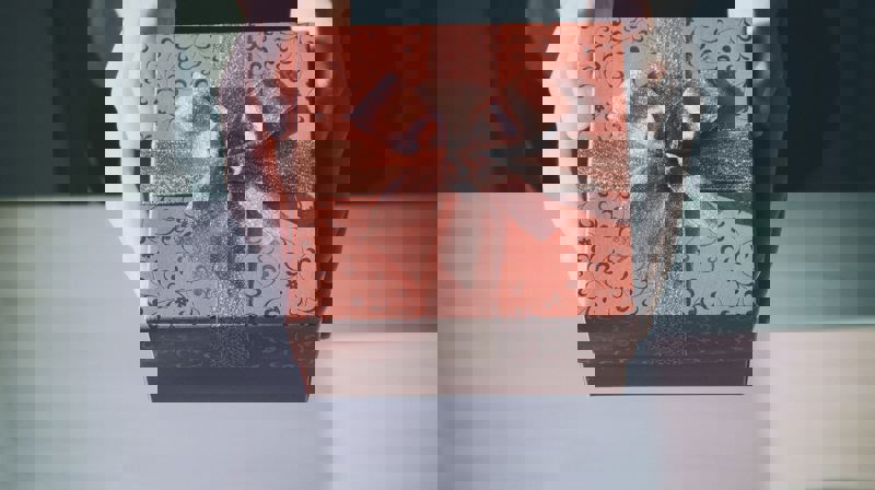 Photo by Porapak Apichodilok