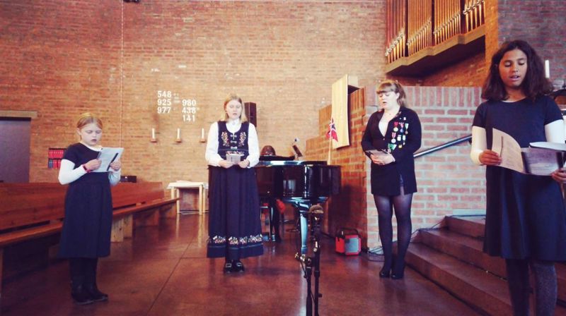 En 17 mai hilsen fra Lambertseter skolenes kor og Lambertseter kirke