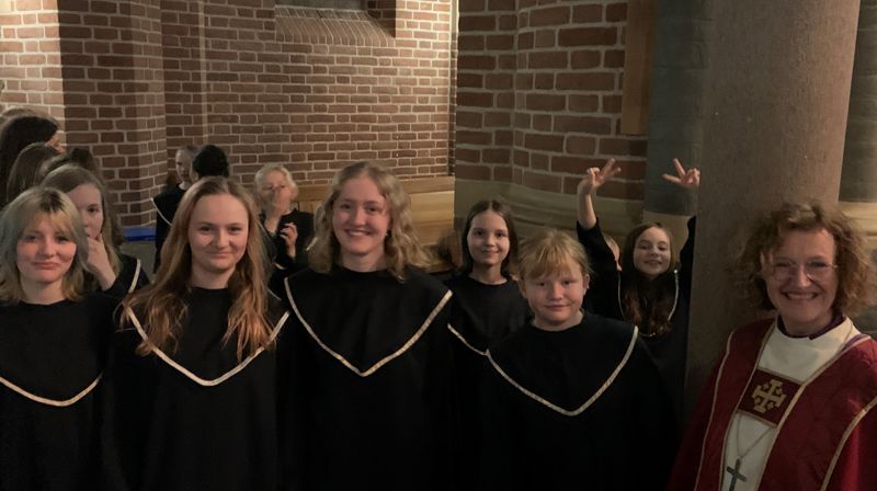 Ønsker du å være med i Trefoldighet Jentekor?