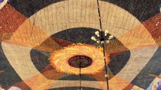 At the highest point in the ceiling painting: Glory to God in the highest, the source of light and life!