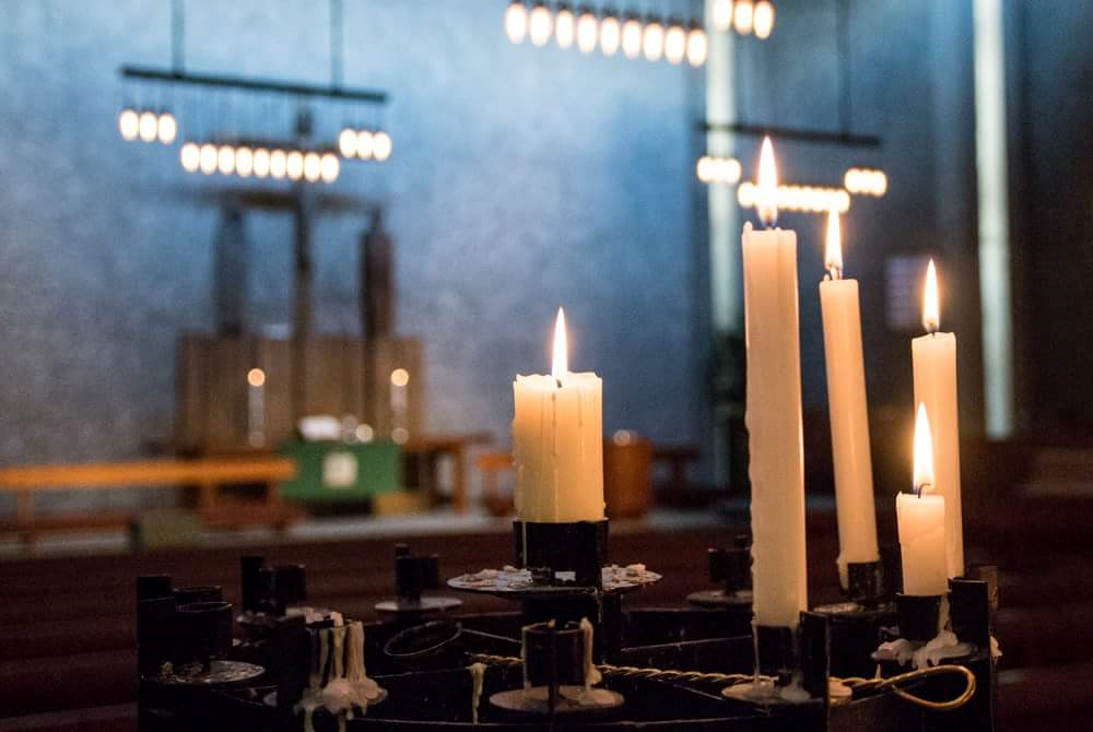 Ønsker du å bli bedt for? Send en mail til forbønnsgruppa i Sinsen kirke. Her finner du også en håpsbønn du kan be.