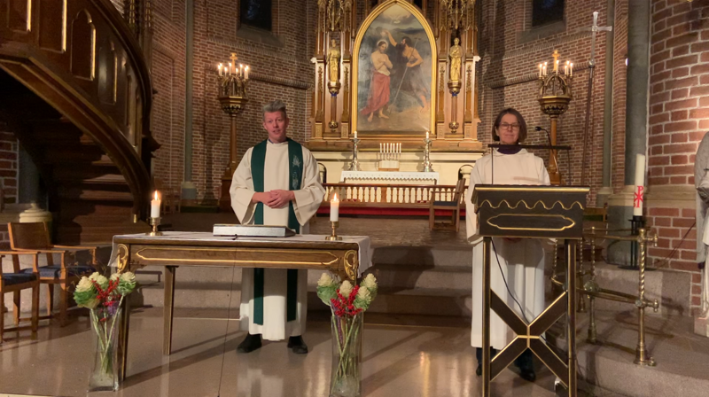 Digitale gudstjenester i adventstiden og åpen kirke på Julaften