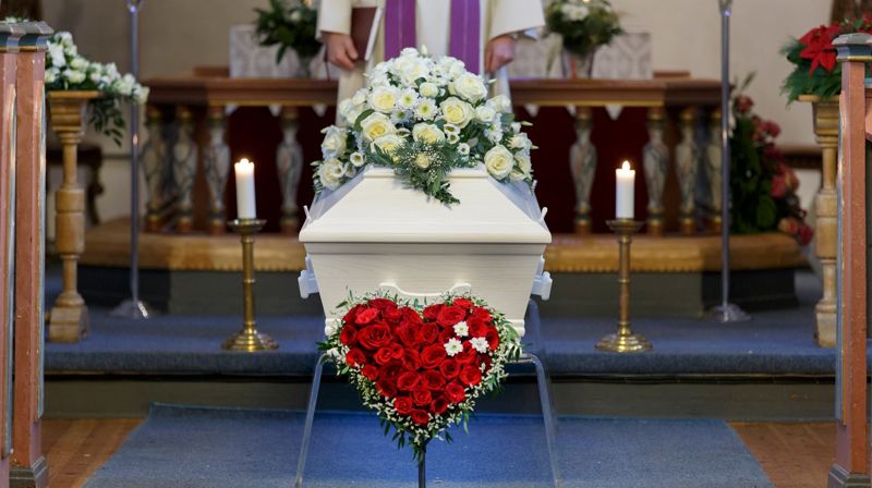 Gravferd i Trefoldighetskirken