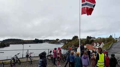 Elevar på kyrkjebesøk
