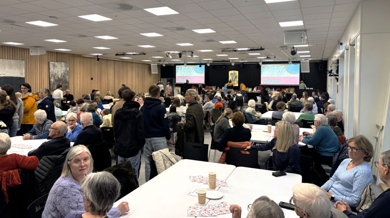 Kvart år vert det arrangert basar av Småprat i mai.