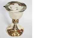 Hegge kyrkje kalk og disk. Foto Saskia Aleida Van Veen