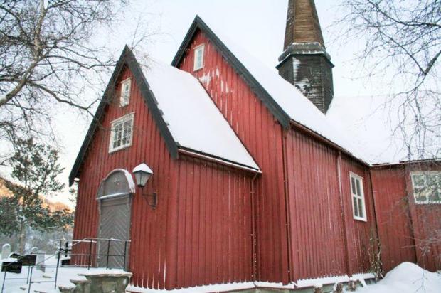 Avlysning av gudstjeneste i Rennebu prestegjeld på Rogogjerdsvora 22.03. Begrensninger ved deltagelse ved begravelse, dåp og vigsel.