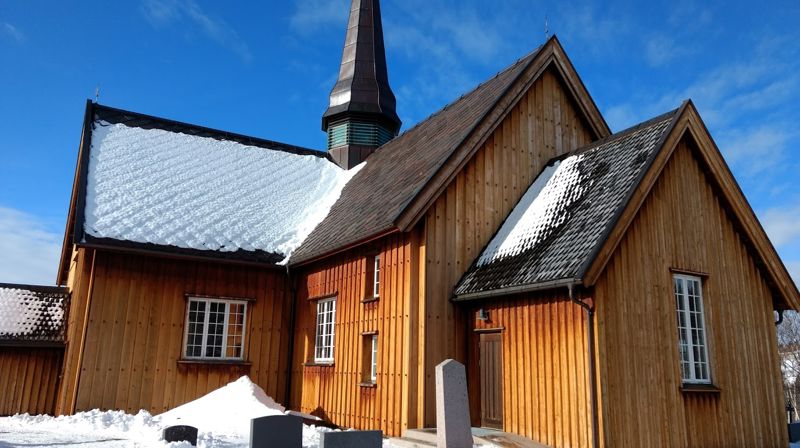 Innset kirke 20 år