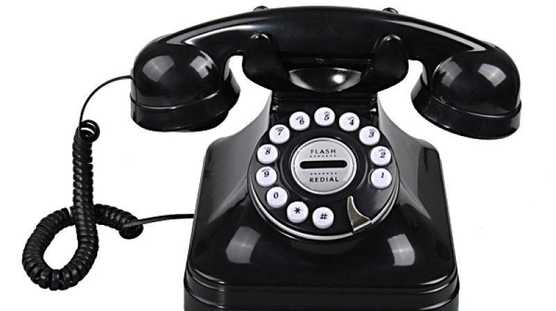 Menighetskontoret er stengt, men tar imot telefoner!