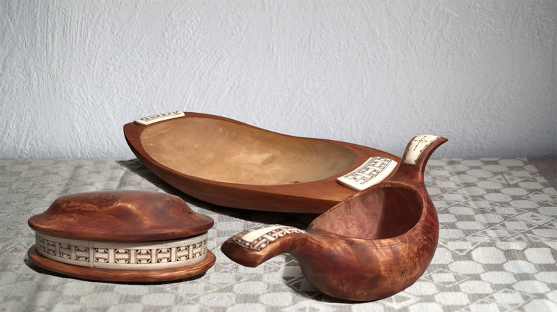 Nattverdsutstyr laget av Arne Nerås Joma. Foto: Saemien Åålmege