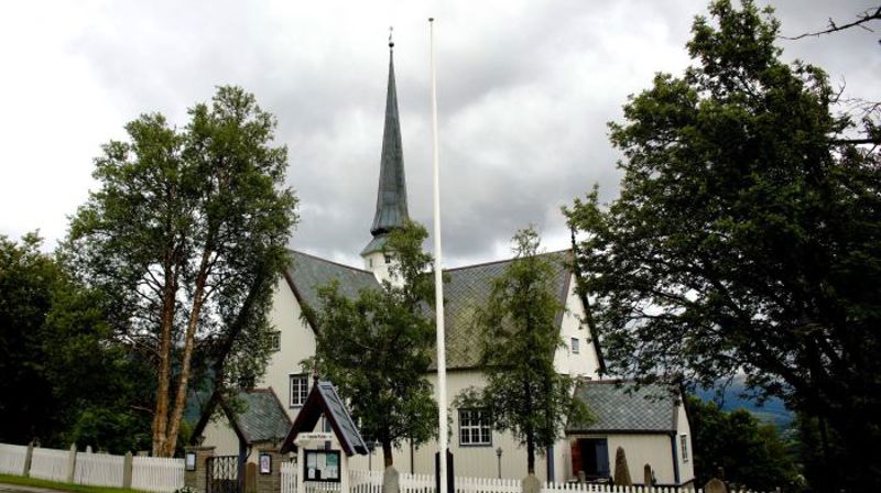 SKÆLLOEN JUPMELE-GAAGKESTIMMIE