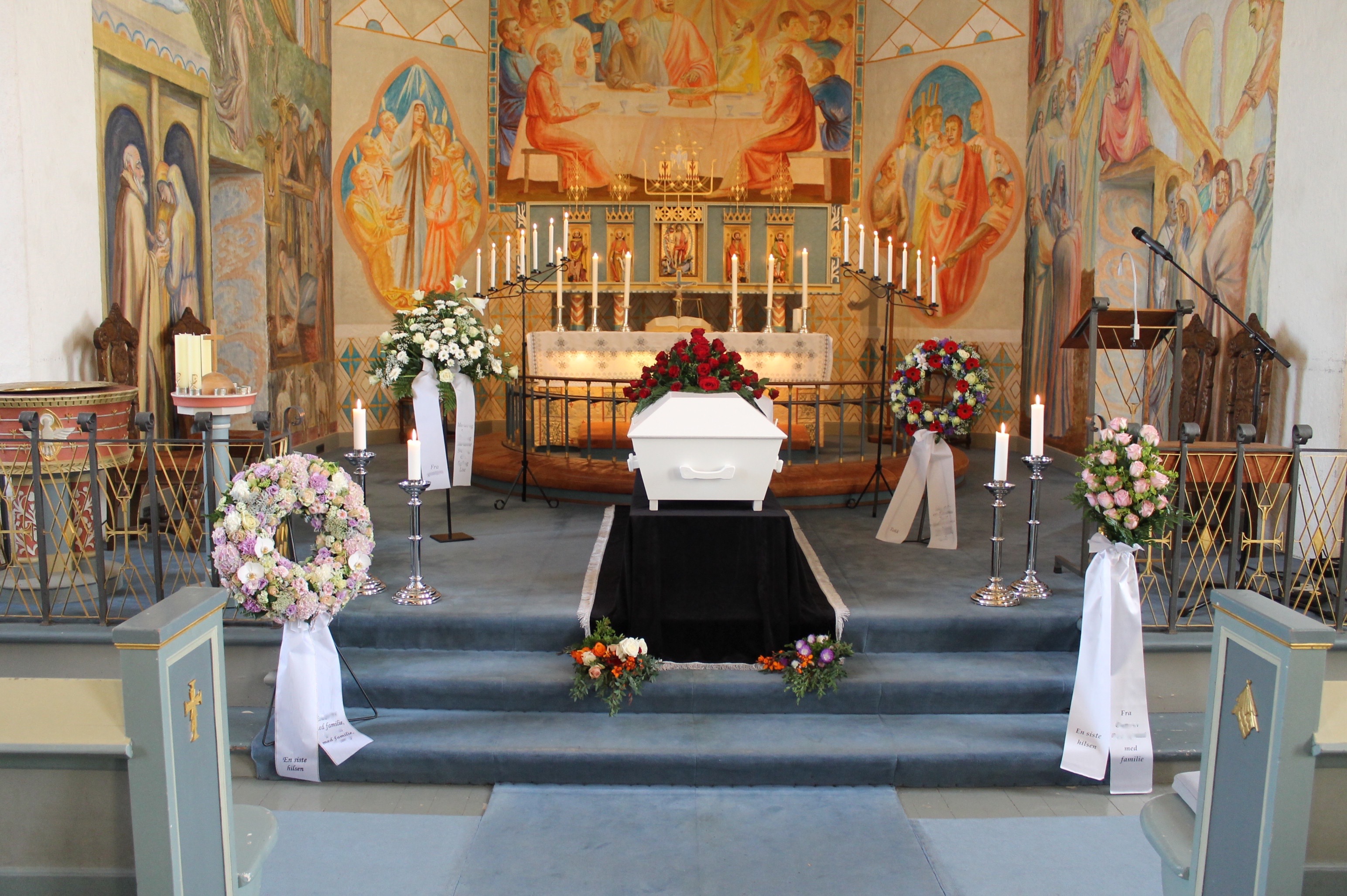 Tjenester og priser - feste av grav og gravferd