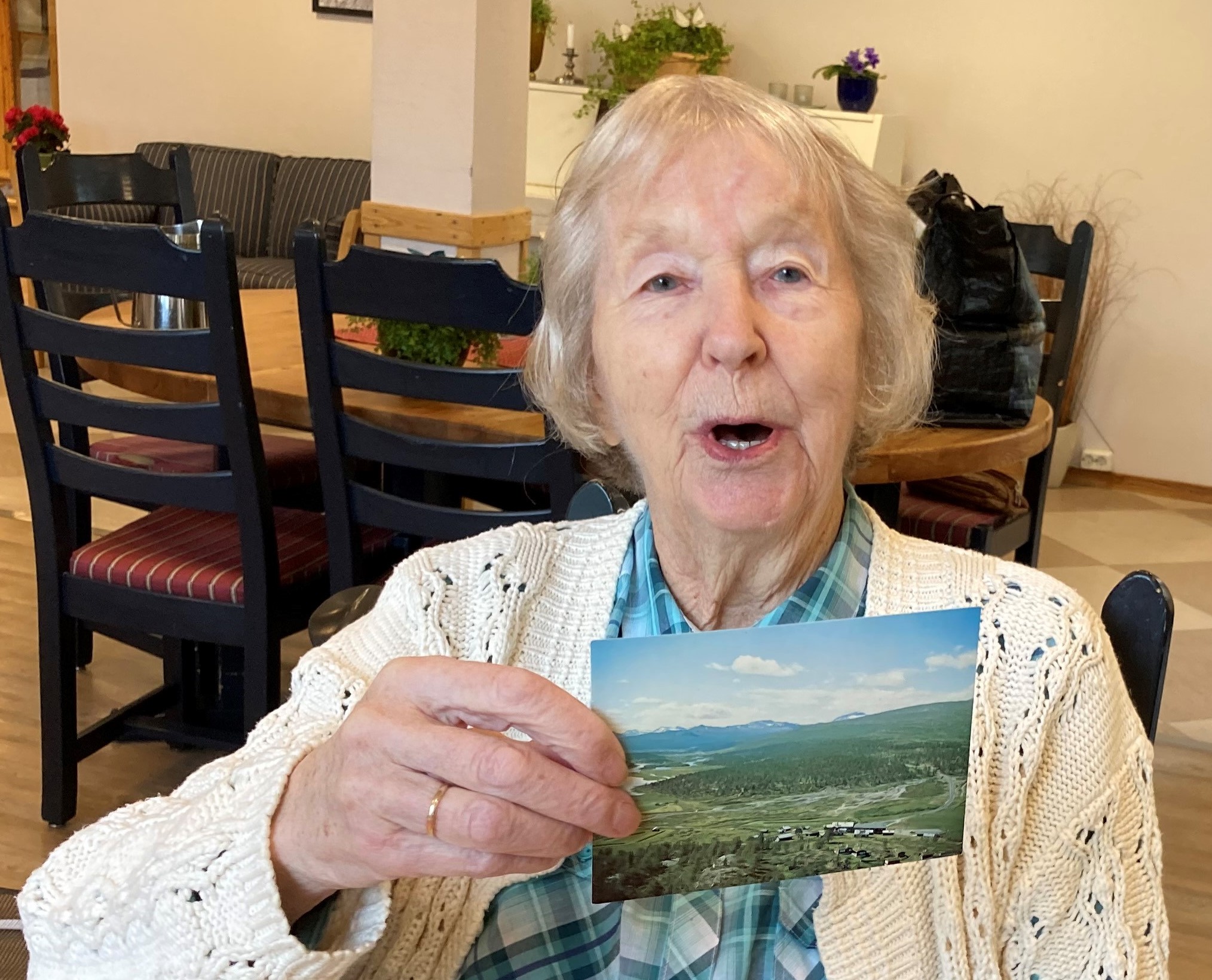 Selsro: Mari Olstad fikk overaskende post under kaffeserveringen på Selsro. 