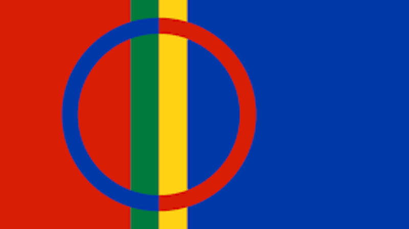 Det samiske flagget: Fire farger symboliserer at samene bor i fire land. Sirkelen betyr samisk samhold. Det røde er solen, mens det blå er månen. Gult og grønt forestiller naturen og dyrene i samisk kultur.