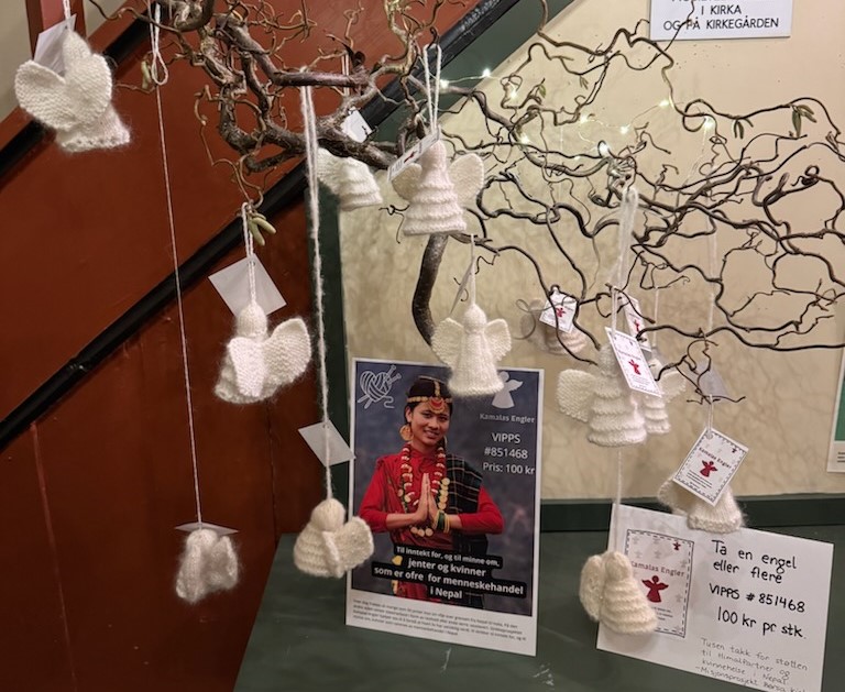 Vakre engler til støtte for kvinner fra Nepal i Børsa kirke