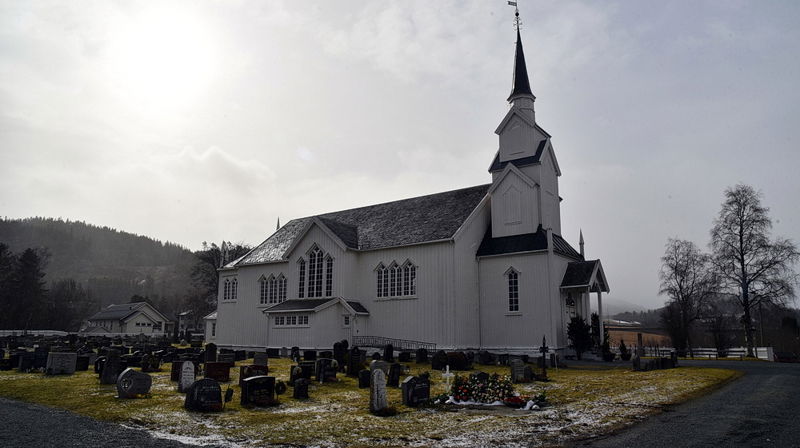 To søkere til soknepreststillingen