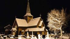Hedalen stavkirke, vinter