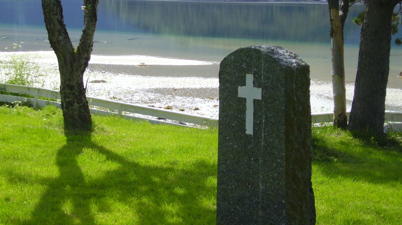 Gravplasser og gravminner