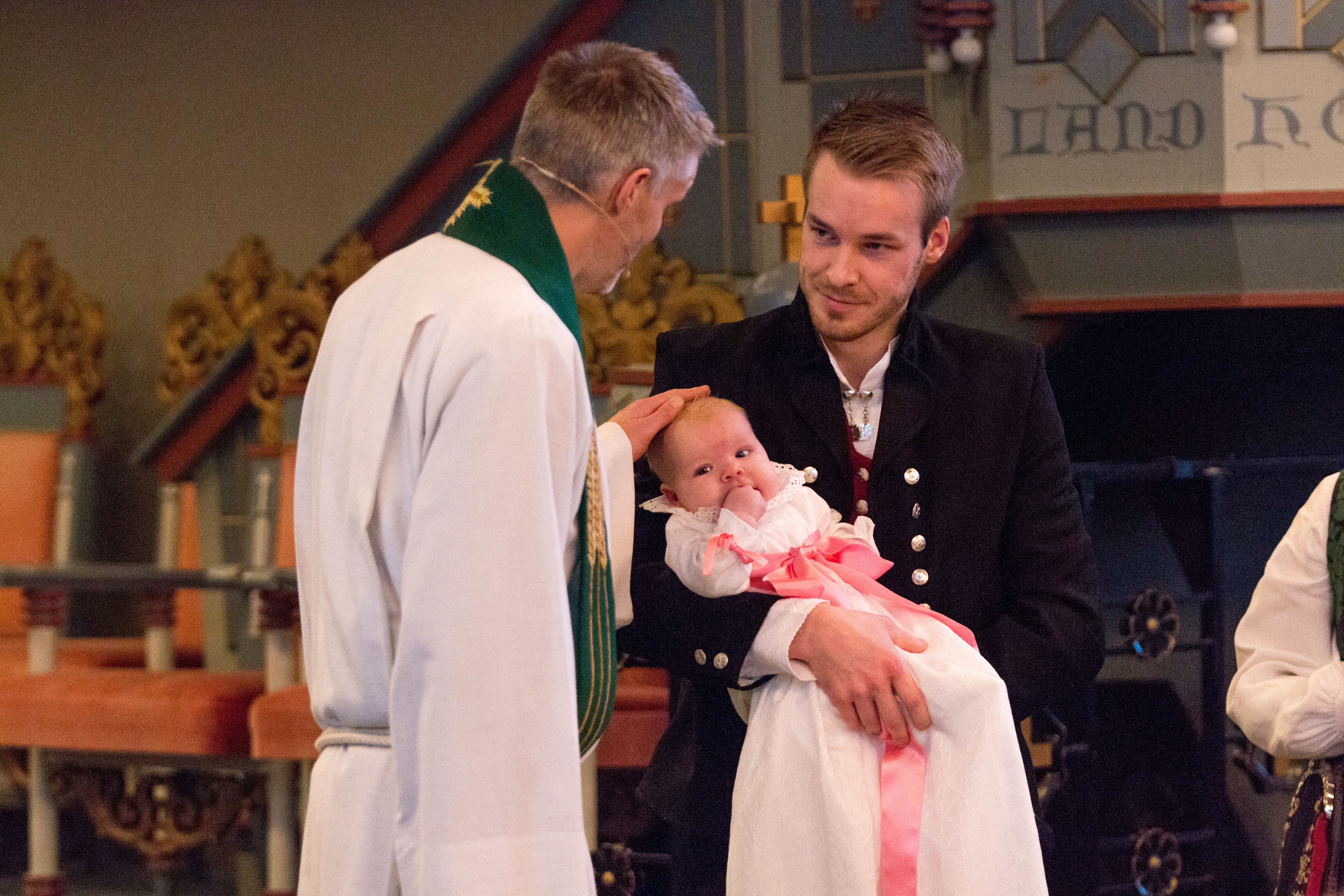 Kyrkja får ikkje lenger fødselsmeldingar