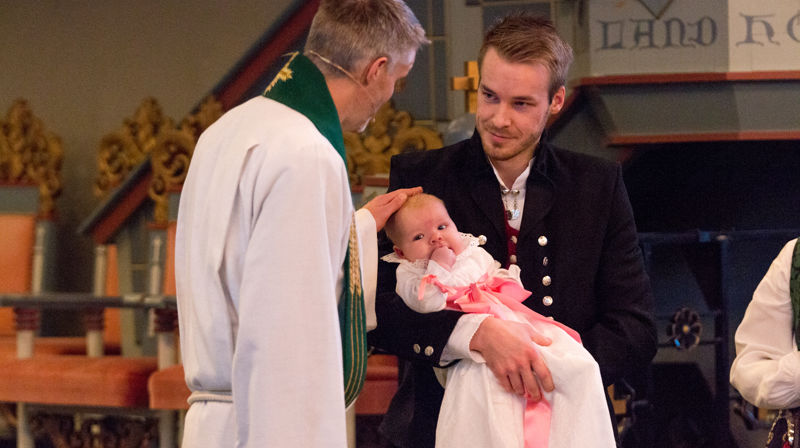 Kyrkja får ikkje lenger fødselsmeldingar